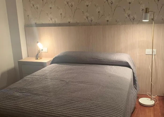 Villalola ヴィラ カルダス・デ・レイス